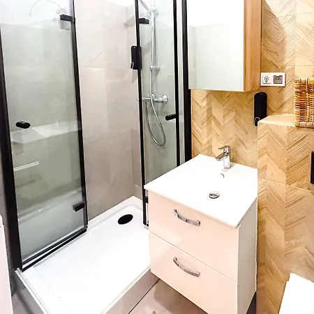 Mazurska Parter Na Kod Apartamento Estetino